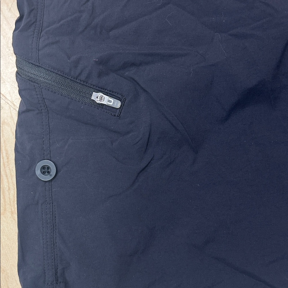 Black Orvis Outdoor Shorts Size 8 - Picture 6 of 7